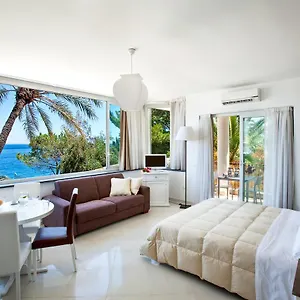 4* Aparthotel Oasis